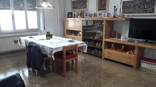 Foto Appartamento in Via delle Nazioni Unite, Alanno di 175 m² con 5 locali