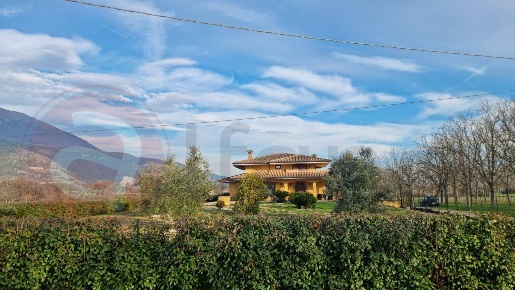 Foto Villa singola in Via Campo Cavaliere, Castrocielo di 300 m² in vendita