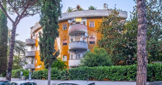 Foto Appartamento in Via Courmayeur, Roma di 43 m² con 2 locali in vendita