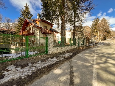 Foto Villa singola in Viale Bramafam, Bardonecchia in vendita