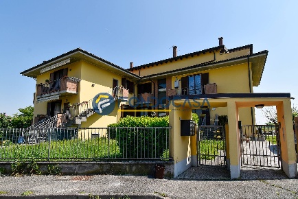 Foto Appartamento in Via Caduti del lavoro, San Martino in Strada di 100 m²