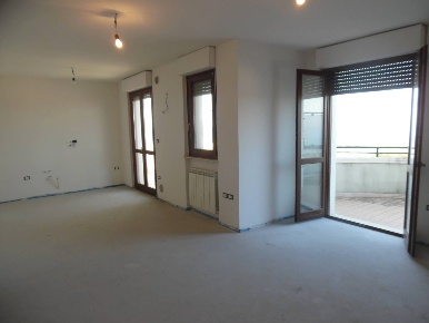 Foto Appartamento in Via dell'icona, Colonnella di 88 m² con 3 locali
