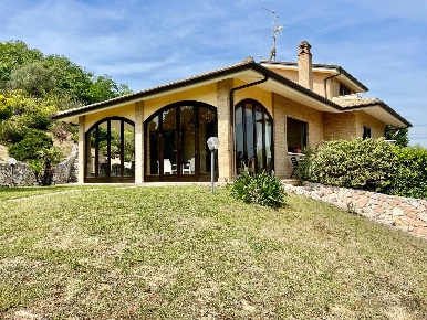Foto Villa unifamiliare in CONCA DEGLI ULIVI, Acquaviva Picena di 465 m²