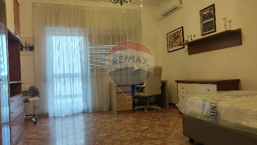 Foto Appartamento in Via Arcidiacono Giovanni, Bari di 18 m² con 1 locali