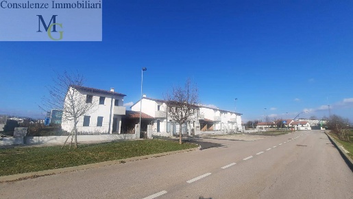 Foto Villa a schiera a Gambellara in vendita