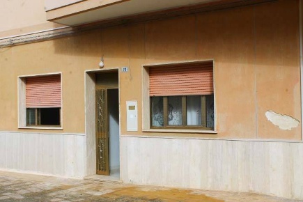 Foto Appartamento in via duca d'aosta, Faggiano di 412 m² con 8 locali