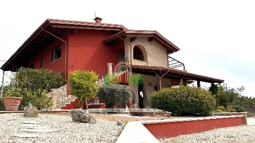 Foto Villa singola in via delle Cerese, Colonnella di 570 m² con 19 locali