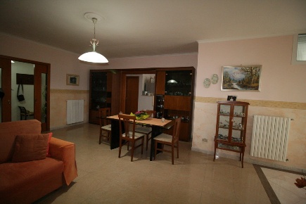 Foto Appartamento in via fermi, Acquaviva Picena di 161 m² con 5 locali