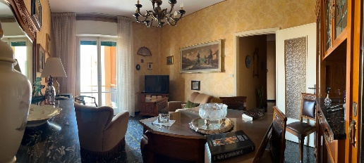 Foto Appartamento a Savona di 93 m² con 4 locali in vendita