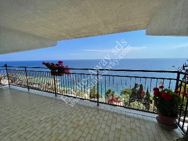 Foto Appartamento in Via cavalieri di malta, Ospedaletti in vendita