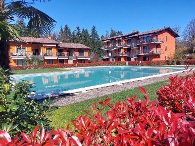 Foto Appartamento in VIA AL MORO, Leggiuno di 90 m² con 4 locali in vendita