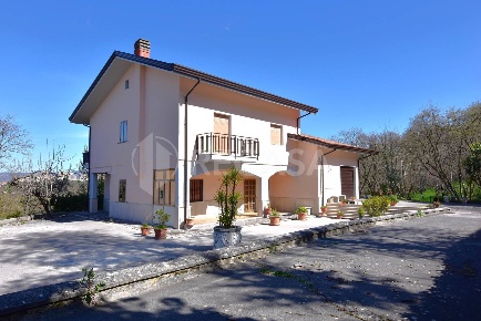 Foto Villa unifamiliare in via Ciardi, Manocalzati di 180 m² con 4 locali