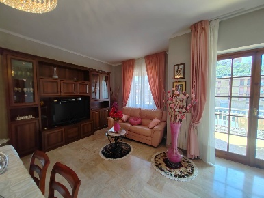 Foto Appartamento in Via Beata Maria De Mattias, Maenza di 140 m²