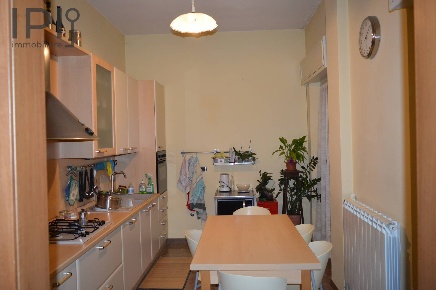 Foto Appartamento in sotto i portici, Cengio di 85 m² con 5 locali