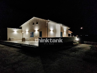 Foto Villa singola in Via Enrico la Loggia, Agrigento di 180 m² in vendita