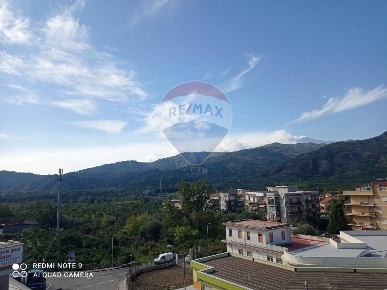 Foto Appartamento in via umberto I, Gaggi di 84 m² con 4 locali in vendita