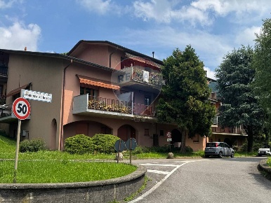 Foto Appartamento a Caprino Bergamasco di 60 m² con 2 locali in vendita