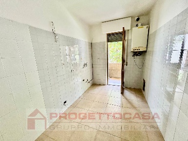 Foto Appartamento in Via Arturo Toscanini, Grottammare Centro di 100 m²