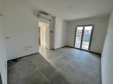 Foto Appartamento in Via Mazzini, Acquaviva Picena di 62 m² con 2 locali