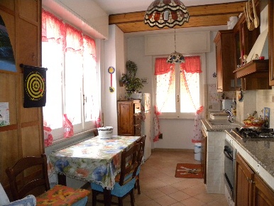 Foto Appartamento in Via Matteotti 23-17, Cengio di 80 m² con 4 locali
