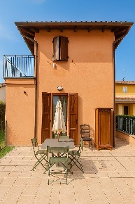 Foto Villa a schiera in Via Borgonuovo, Minerbio di 64 m² con 3 locali