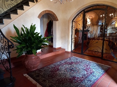 Foto Villa a schiera in Via Val di Conella, Fauglia di 630 m² con 15 locali