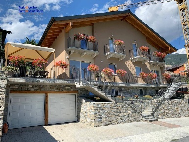 Foto Villa a schiera in Località Fontanalle, Saint-Christophe in vendita