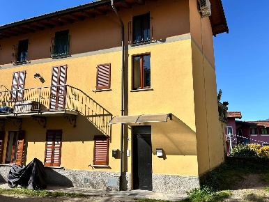 Foto Appartamento in Via Isonzo, Leggiuno in vendita