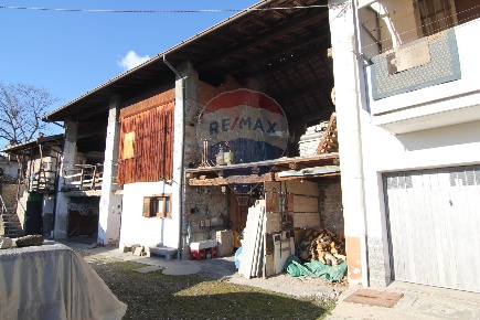 Foto Appartamento in Via Verdi, Cittiglio in vendita