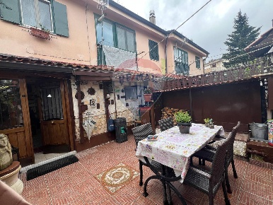 Foto Villa a schiera in La Grande Quercia Nuova - quarzo, Vinchiaturo