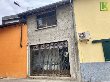 Foto Appartamento in Via Roma, Biandronno in vendita