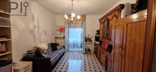 Foto Appartamento a Cengio di 85 m² con 4 locali in vendita