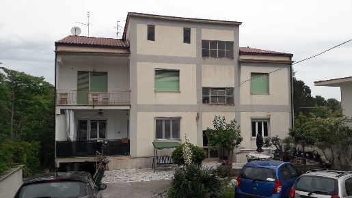 Foto Appartamento in Via 6 marzo 1948, Scafa di 75 m² con 3 locali