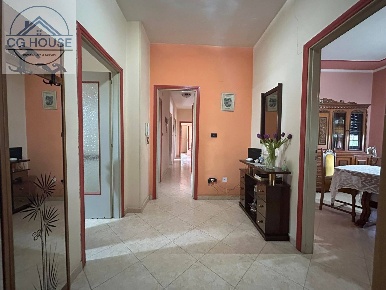 Foto Appartamento in Via Pizzone, Casamarciano di 125 m² con 5 locali