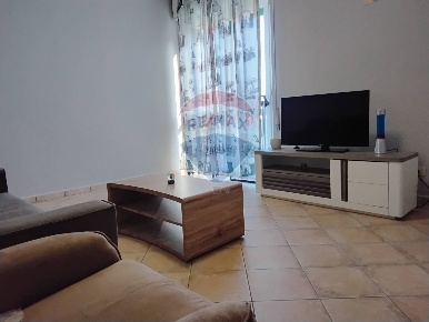 Foto Appartamento in via dante alighieri, Leggiuno di 86 m² con 3 locali