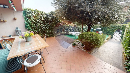 Foto Villa a schiera in via quattro marie, Bellinzago Lombardo di 172 m²