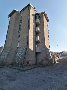 Foto Appartamento a Sorano di 99 m² con 5 locali in vendita