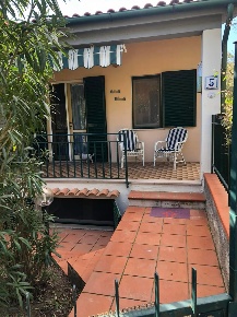 Foto Villa a schiera a Porto Azzurro di 70 m² con 3 locali in vendita