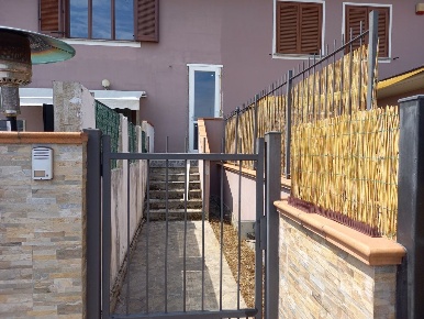 Foto Appartamento a Chignolo Po di 110 m² con 3 locali in vendita