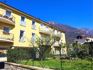 Foto Appartamento in via resistenza, Pont-Saint-Martin di 55 m² in vendita