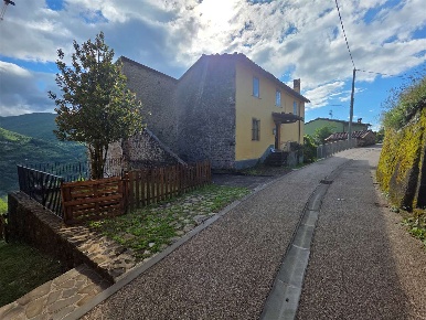 Foto Appartamento in strada comunale perpoli, Gallicano di 130 m²