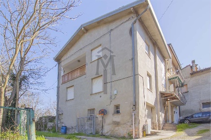 Foto Appartamento in Compiano, Canossa di 110 m² con 4 locali in vendita