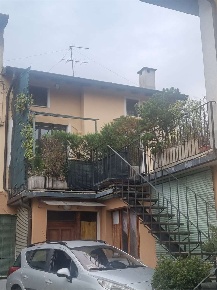 Foto Appartamento in via roma 29, Brebbia di 110 m² con 3 locali in vendita