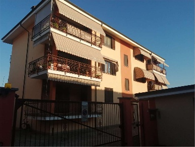 Foto Appartamento a Scalenghe di 111 m² con 4 locali in vendita