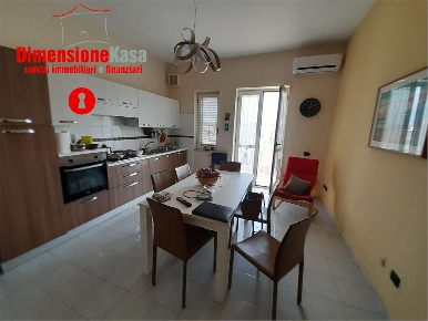 Foto Appartamento in Via Filippo Turati, Tufino di 145 m² con 4 locali