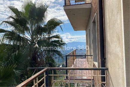 Foto Appartamento in Via Pozzo, Rovito di 97 m² con 5 locali in vendita