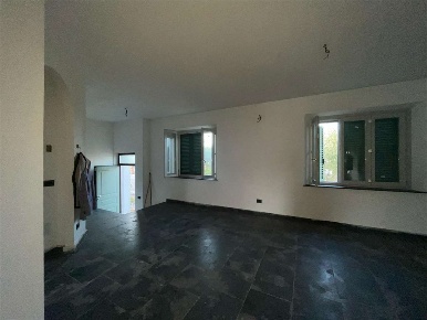 Foto Villa unifamiliare a Lucignano di 180 m² con 5 locali in vendita