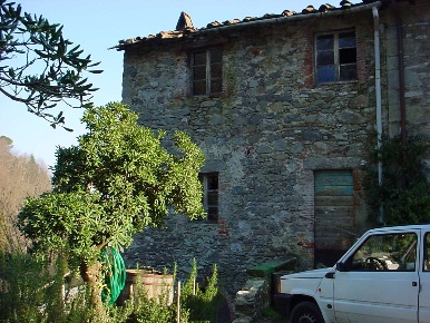Foto Appartamento a Pescaglia di 120 m² con 4 locali in vendita