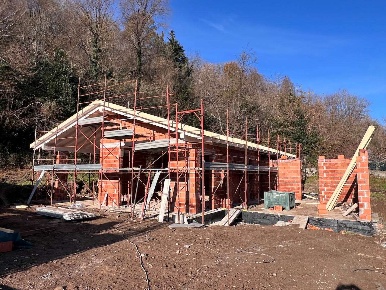 Foto Villa unifamiliare in Via Como, Leggiuno di 130 m² con 5 locali