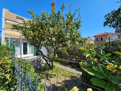 Foto Villa a schiera in via dello spuntone, San Bartolomeo al Mare